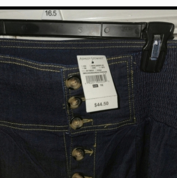 Nwt Ashley stewart high rise shorts 16 - Picture 4 of 5